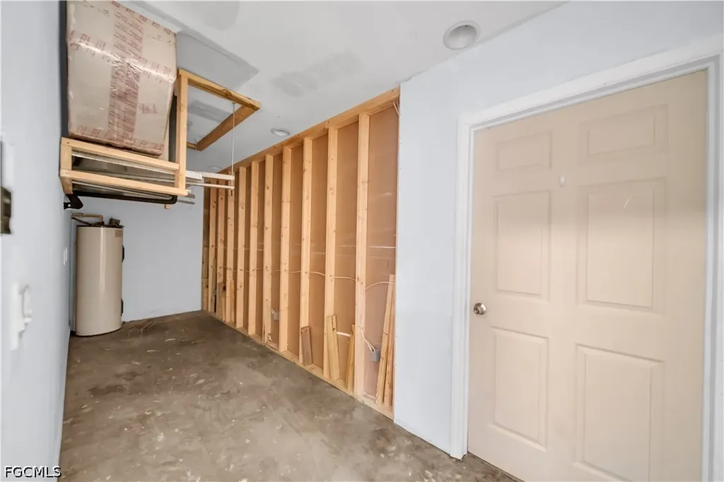 2707 42nd Street W Lehigh Acres FL 33971