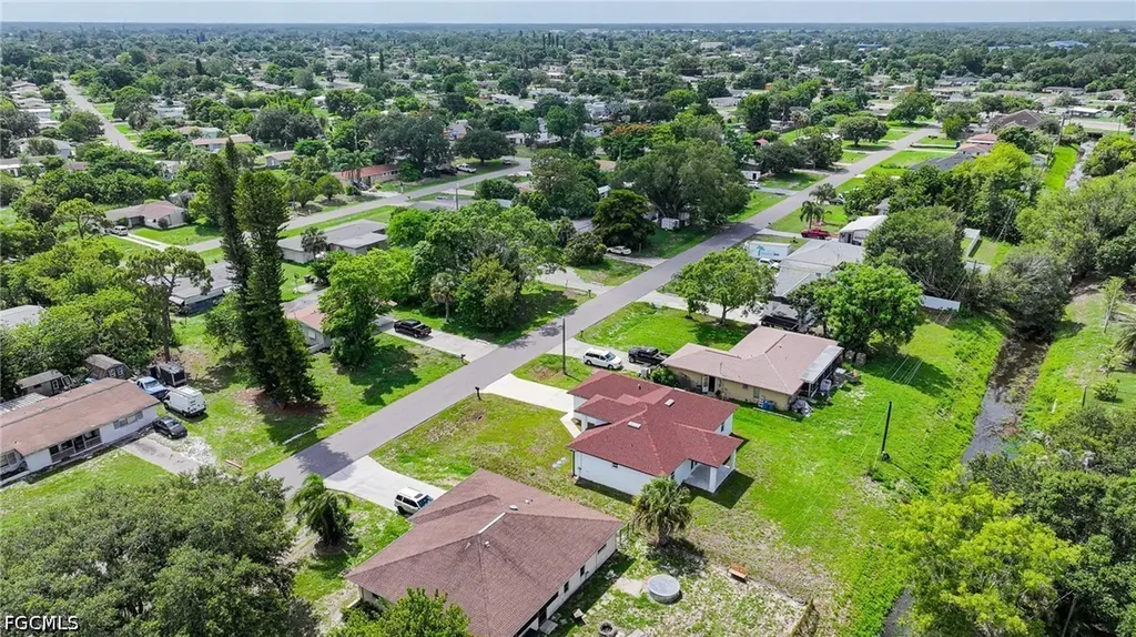 127 Connecticut Road Lehigh Acres FL 33936