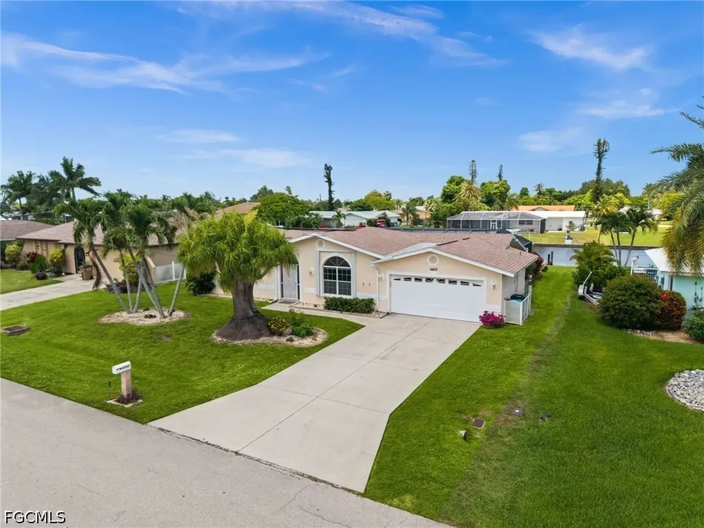 4402 SE 1st Place Cape Coral FL 33904