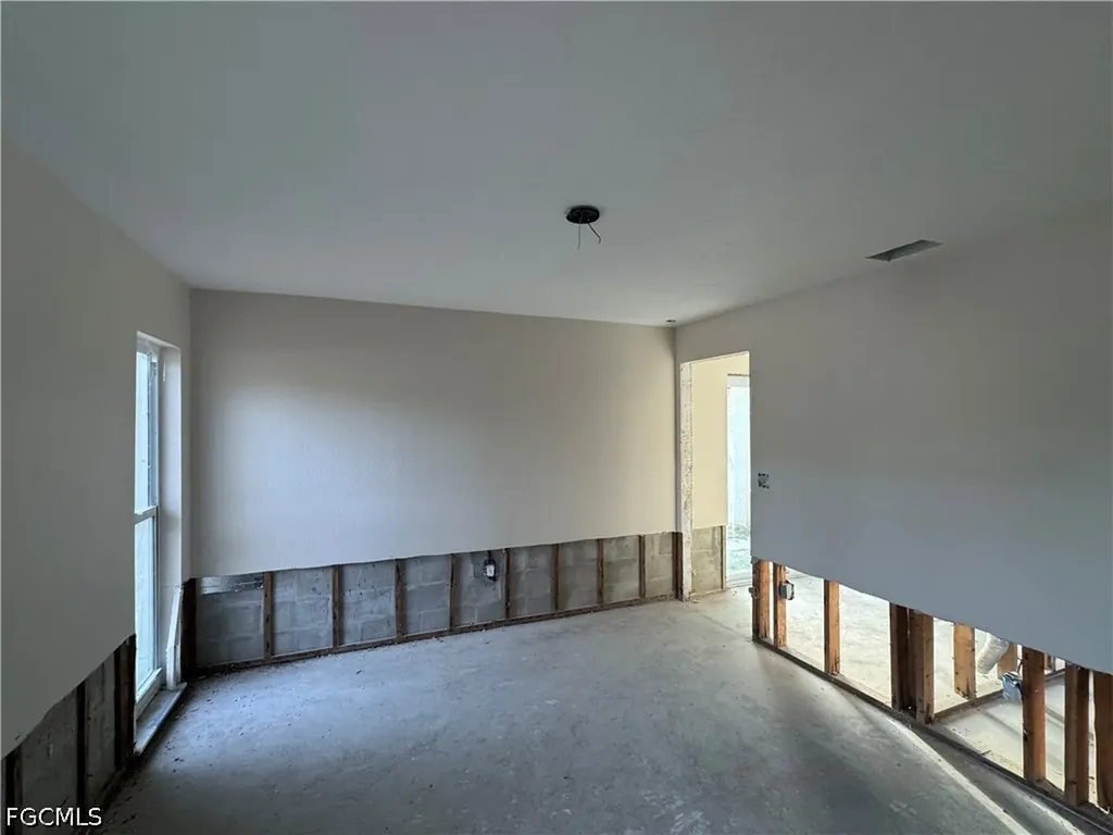 1683 Atlanta Plaza Drive Sanibel FL 33957