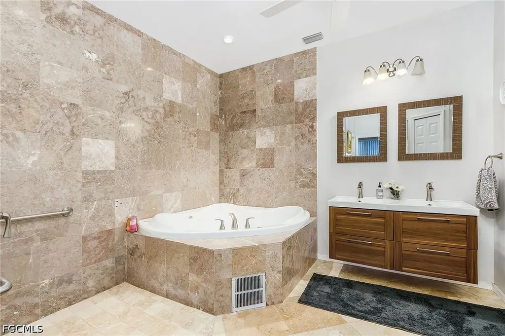 236 Loadstar Street Fort Myers FL 33913