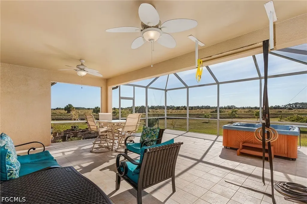 236 Loadstar Street Fort Myers FL 33913