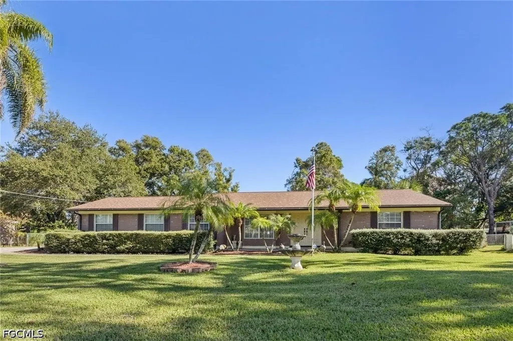 8319 Terracewood Circle Tampa FL 33615