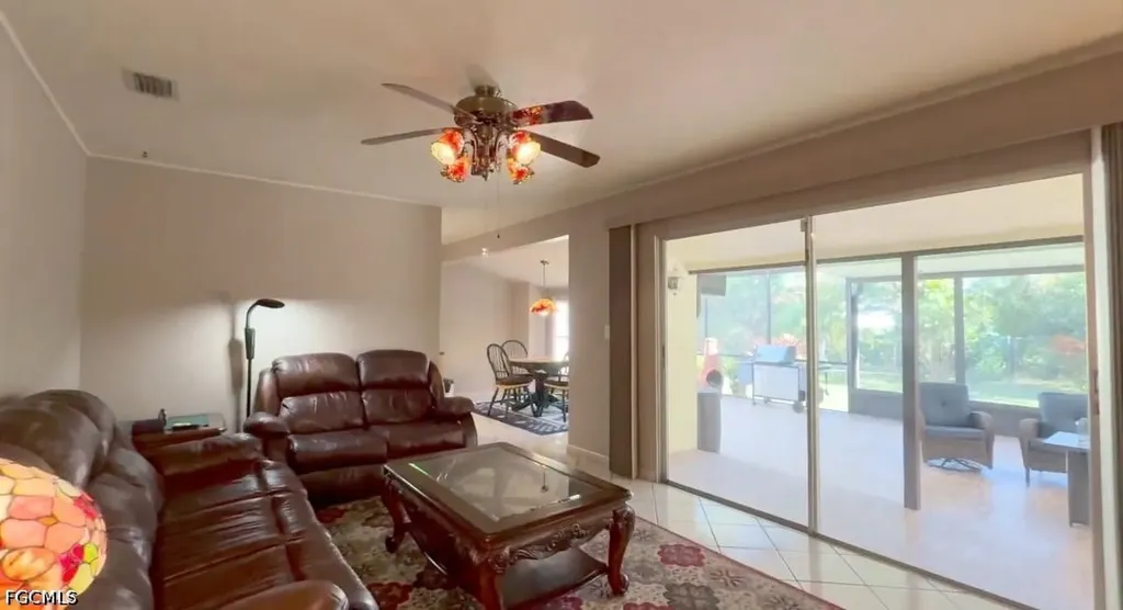 8319 Terracewood Circle Tampa FL 33615