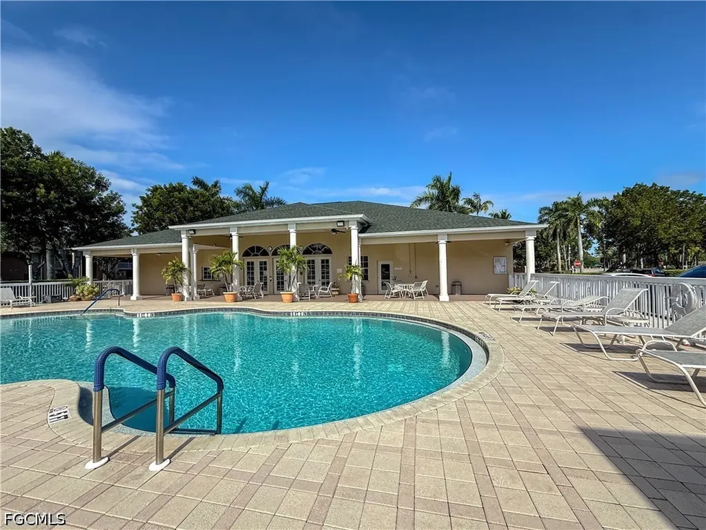 27079 Matheson Avenue Bonita Springs FL 34135