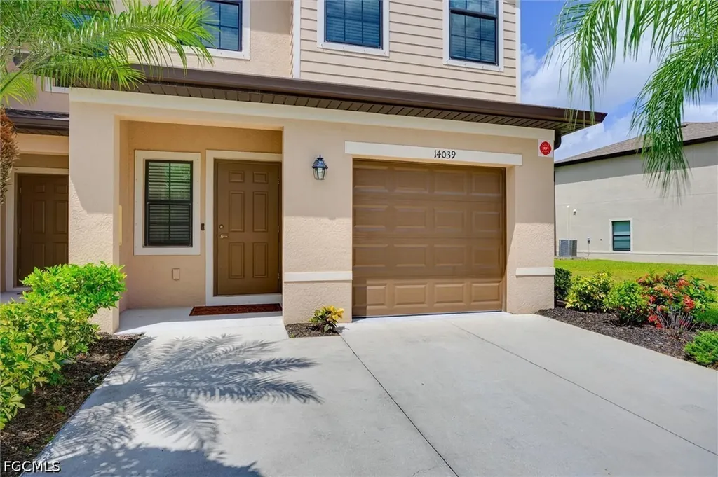 14039 Oviedo Place Fort Myers FL 33905