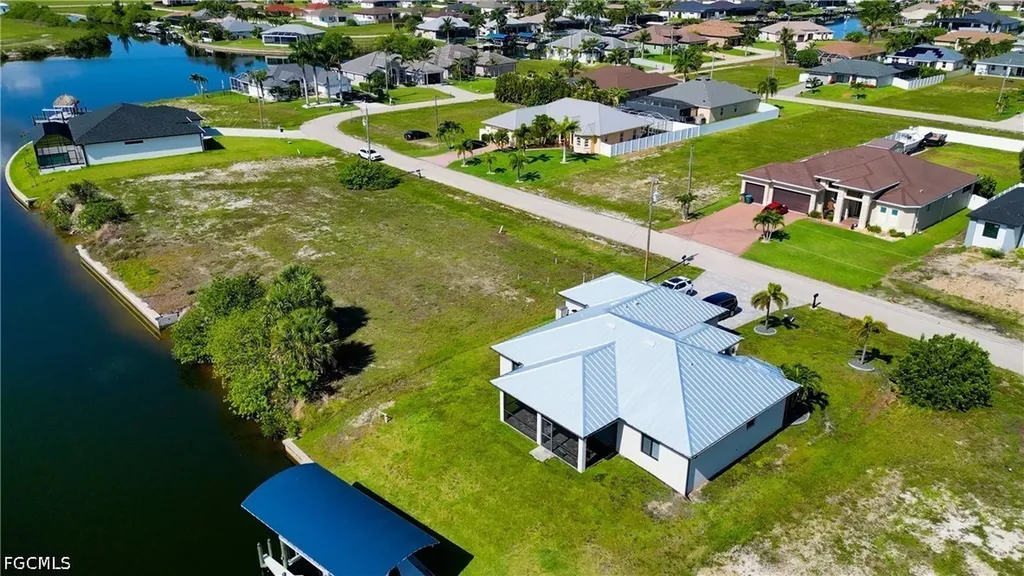 1015 NW 33rd Avenue Cape Coral FL 33993
