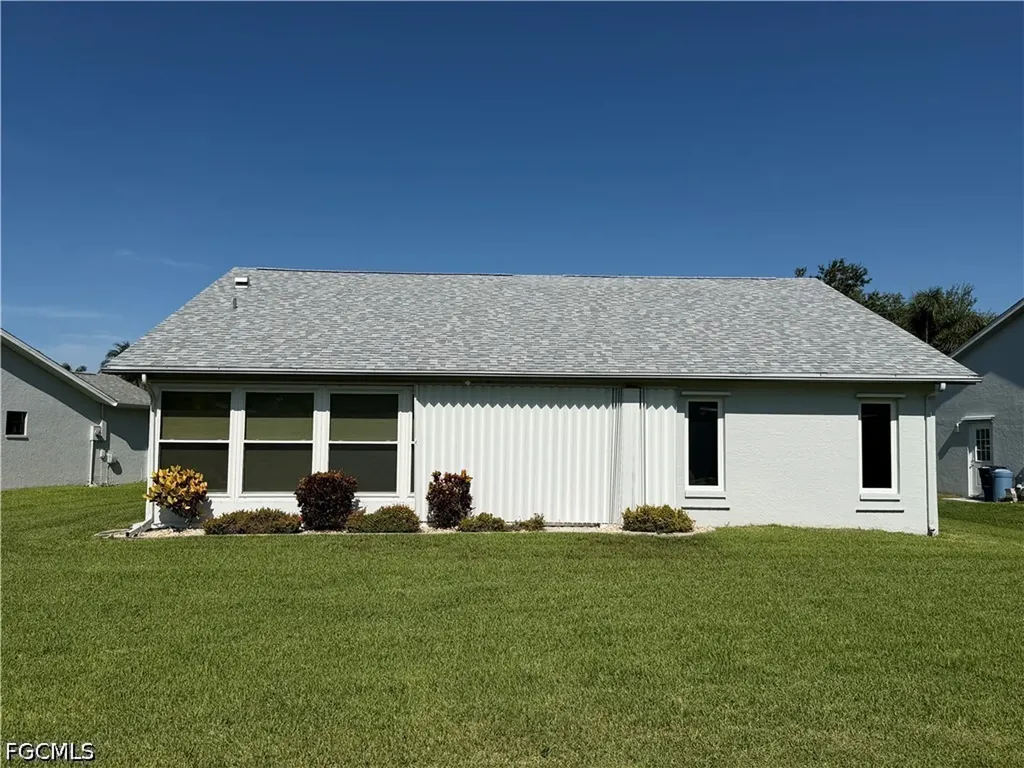 3437 Clubview Drive North Fort Myers FL 33917