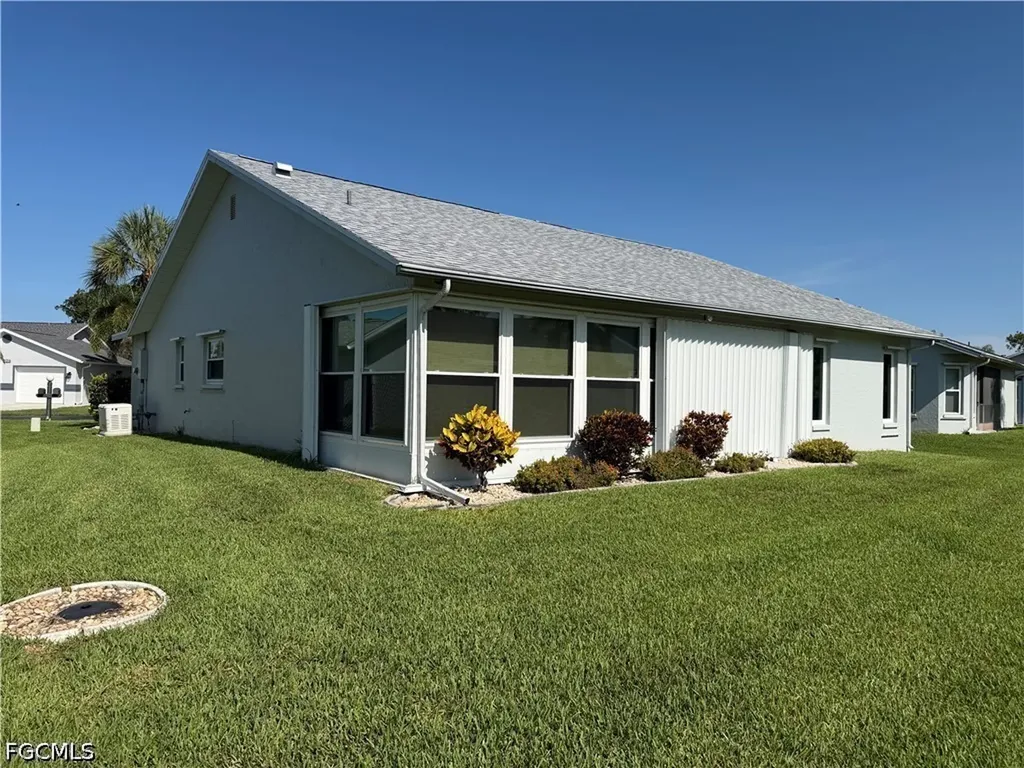 3437 Clubview Drive North Fort Myers FL 33917