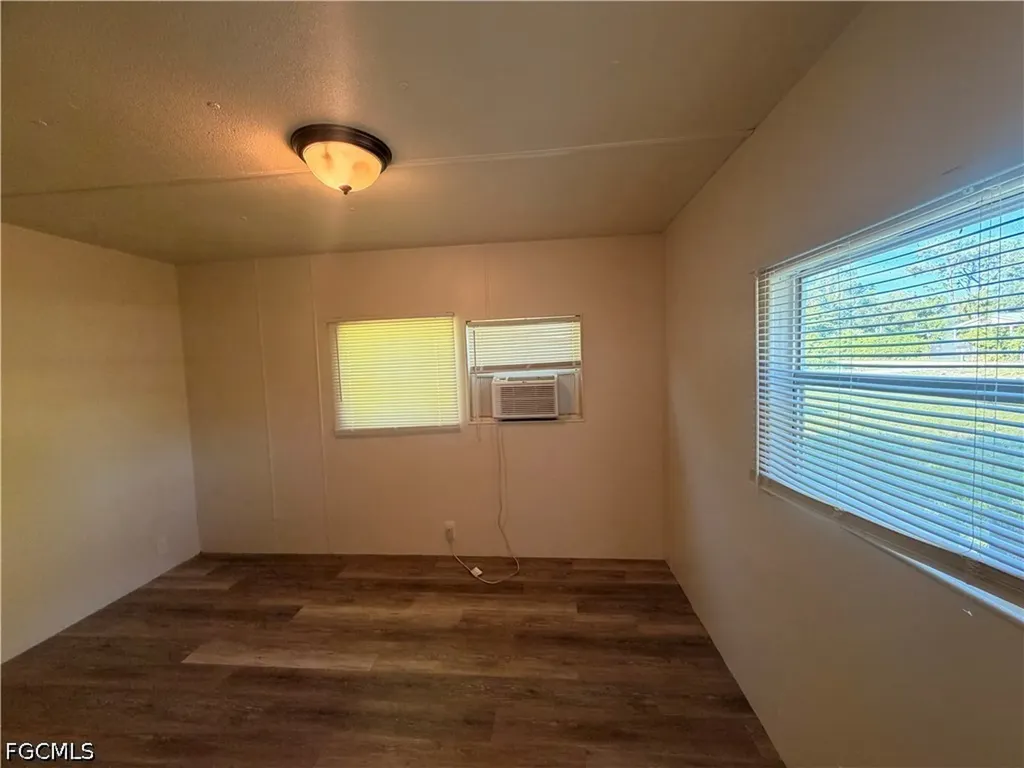 8385 Nault Road North Fort Myers FL 33917