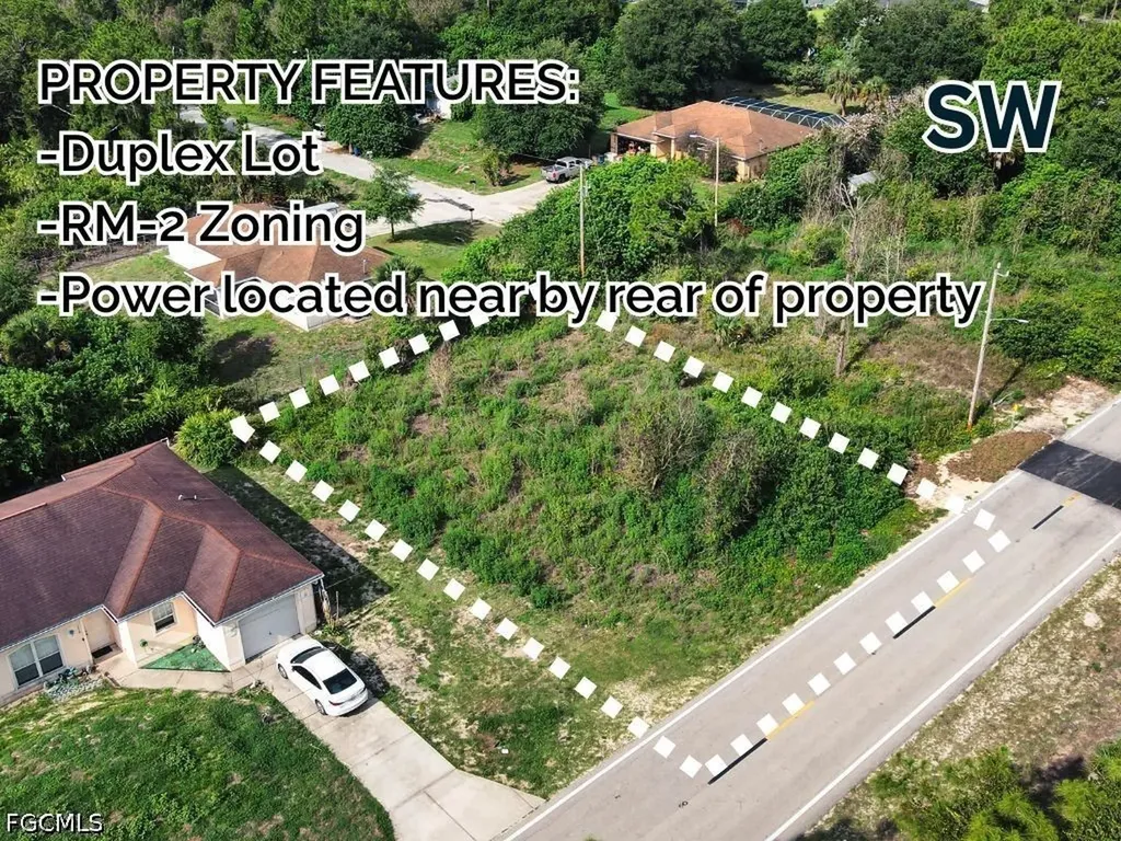 1402 E 12th Street Lehigh Acres FL 33972