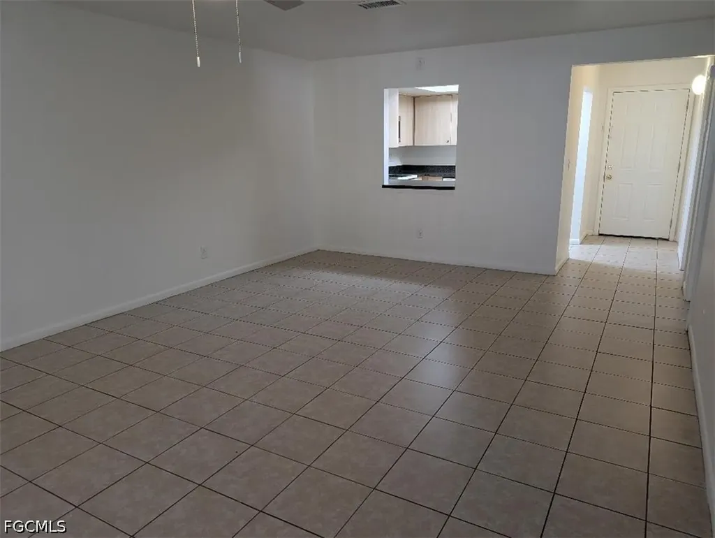 1318 SE 40th Terrace Cape Coral FL 33904