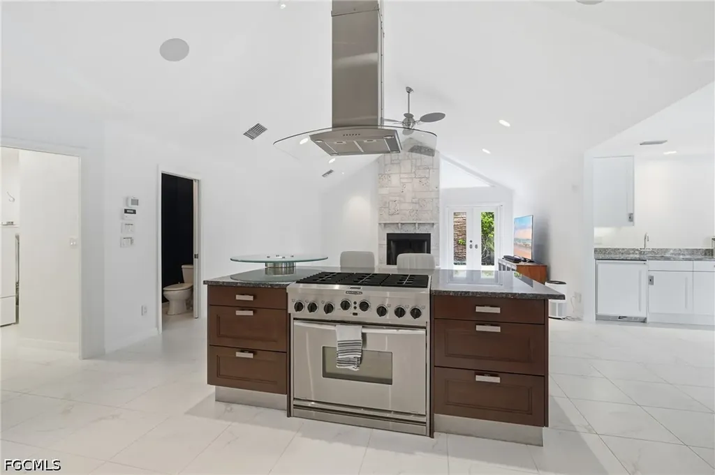 15821 Shamrock Drive Fort Myers FL 33912