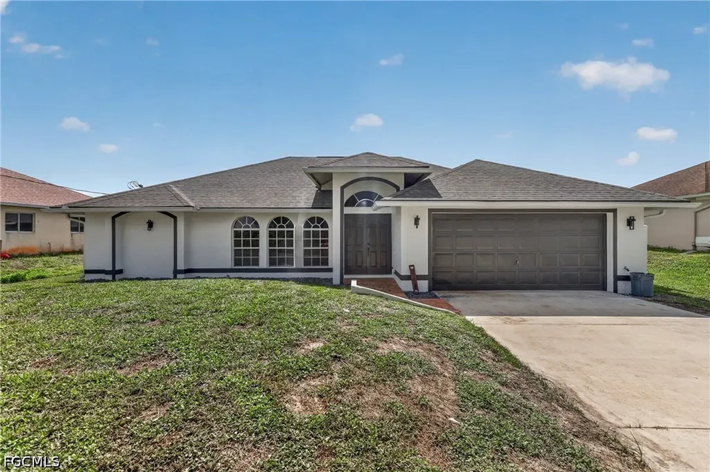 2105 Anita Avenue S Lehigh Acres FL 33976