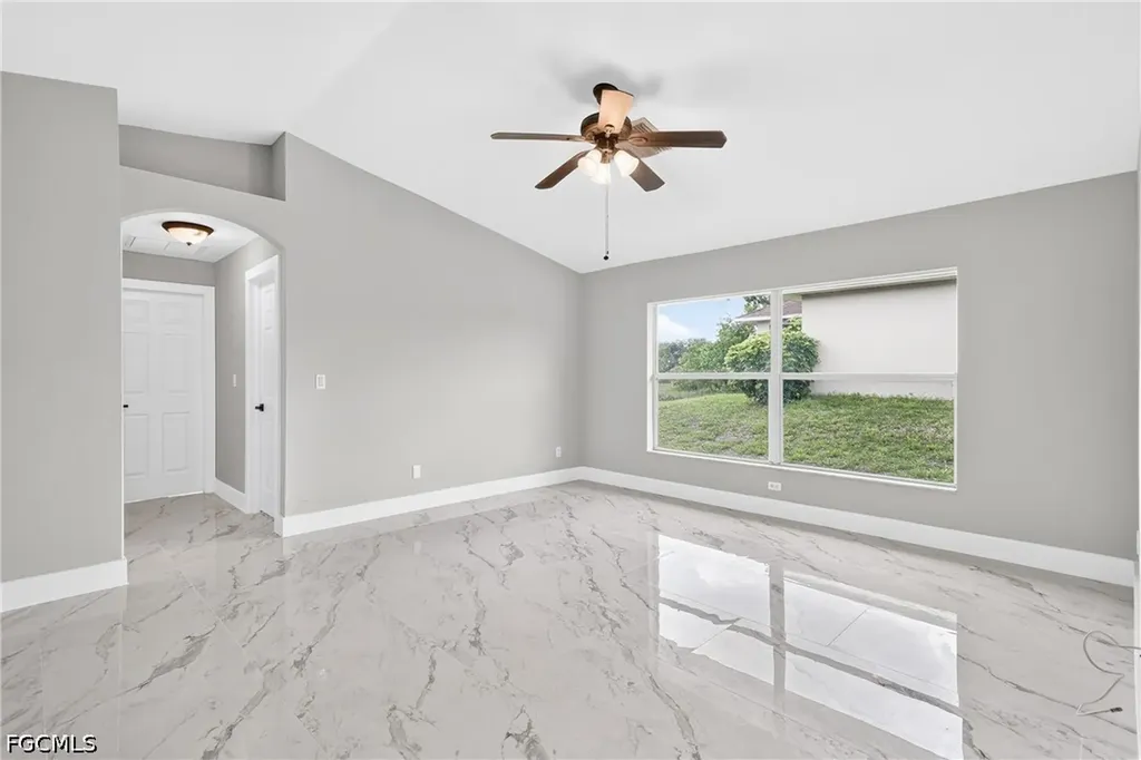 2105 Anita Avenue S Lehigh Acres FL 33976
