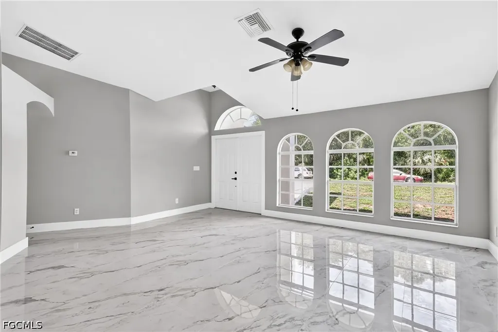 2105 Anita Avenue S Lehigh Acres FL 33976