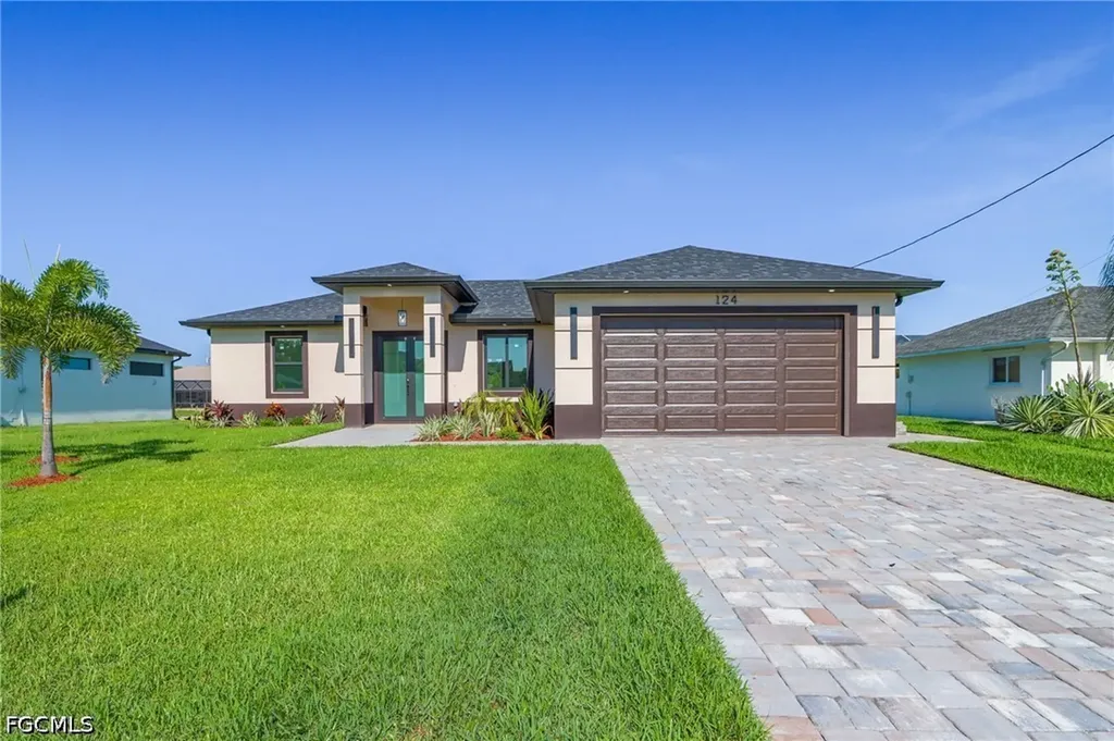 124 SE 2nd Avenue Cape Coral FL 33990