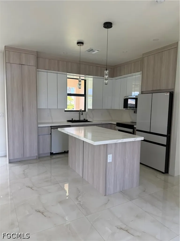 124 SE 2nd Avenue Cape Coral FL 33990