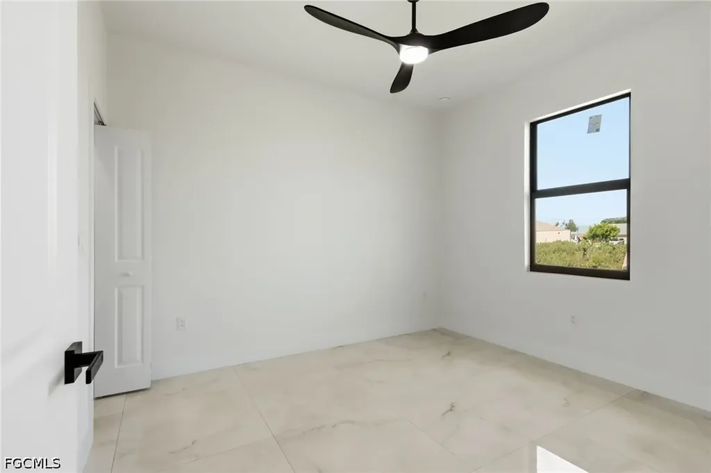 124 SE 2nd Avenue Cape Coral FL 33990