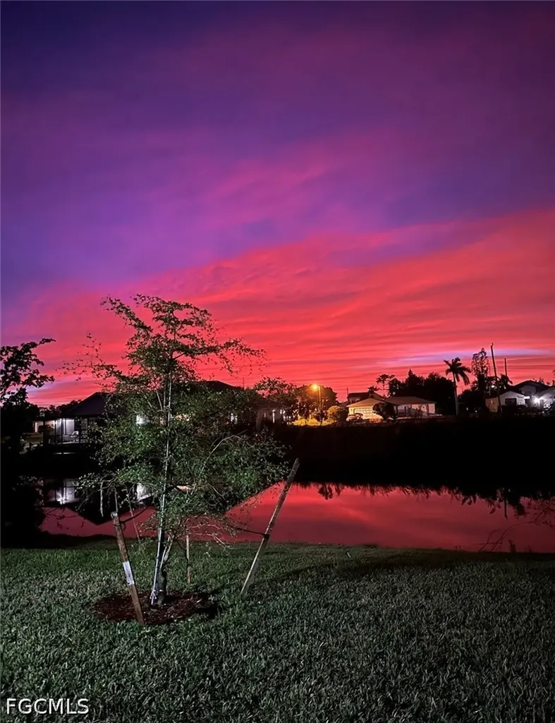 124 SE 2nd Avenue Cape Coral FL 33990