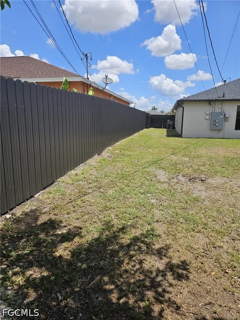136 SE 12th Terrace Cape Coral FL 33990