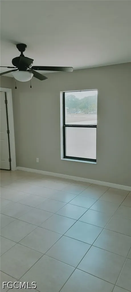136 SE 12th Terrace Cape Coral FL 33990