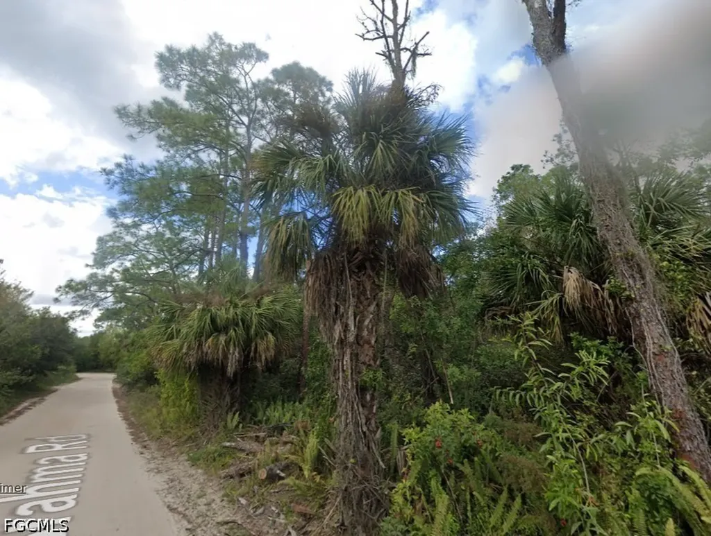 6451 Longhorn Trail Fort Myers FL 33905