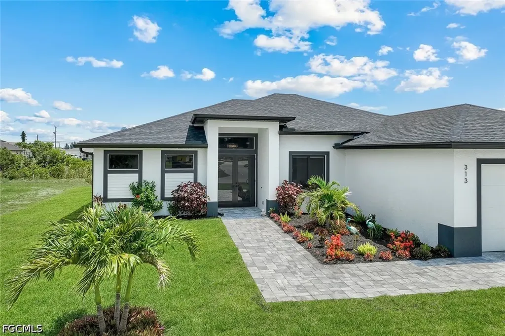 313 NE 5th Terrace Cape Coral FL 33909