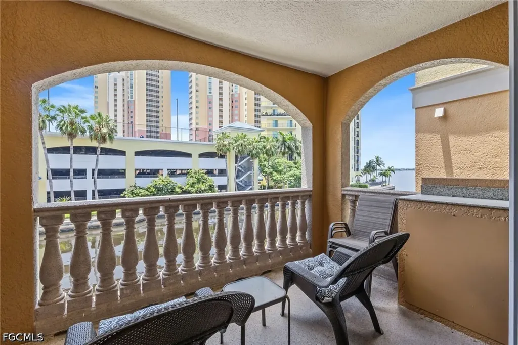 2825 Palm Beach Boulevard Fort Myers FL 33916