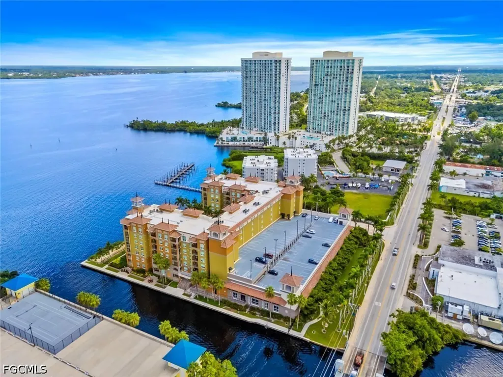 2825 Palm Beach Boulevard Fort Myers FL 33916