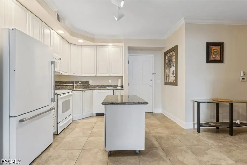 2825 Palm Beach Boulevard Fort Myers FL 33916