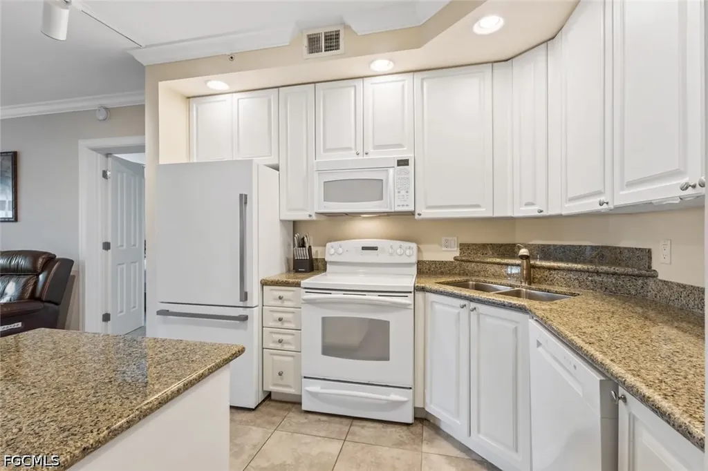 2825 Palm Beach Boulevard Fort Myers FL 33916