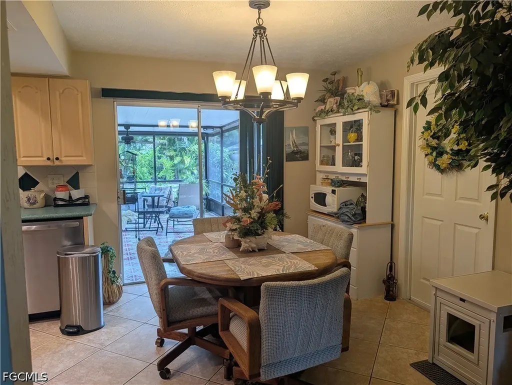 2324 Caladium Road Fort Myers FL 33905