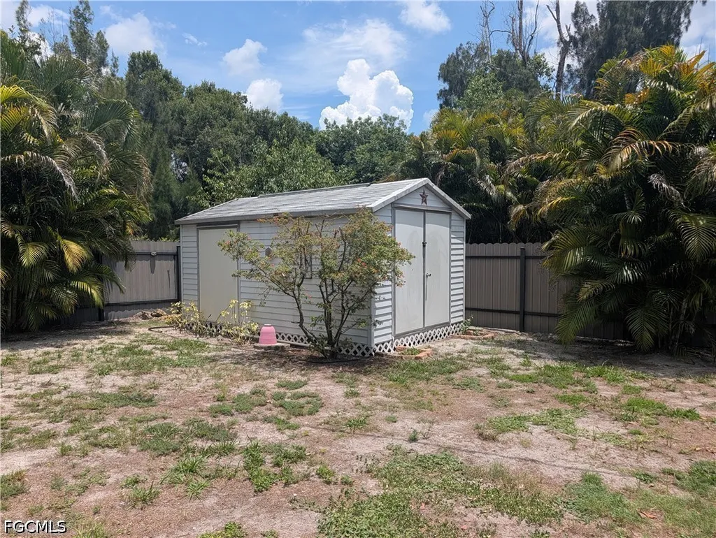 2324 Caladium Road Fort Myers FL 33905