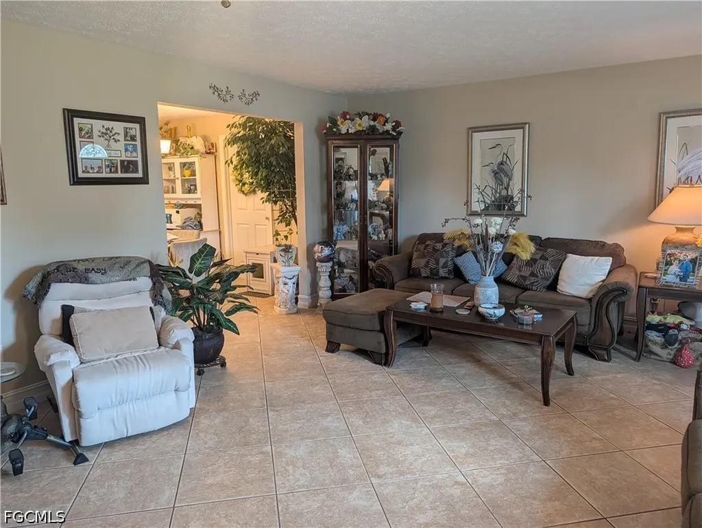2324 Caladium Road Fort Myers FL 33905