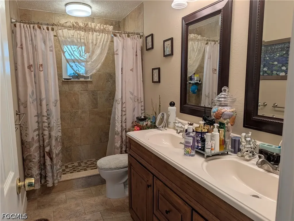 2324 Caladium Road Fort Myers FL 33905