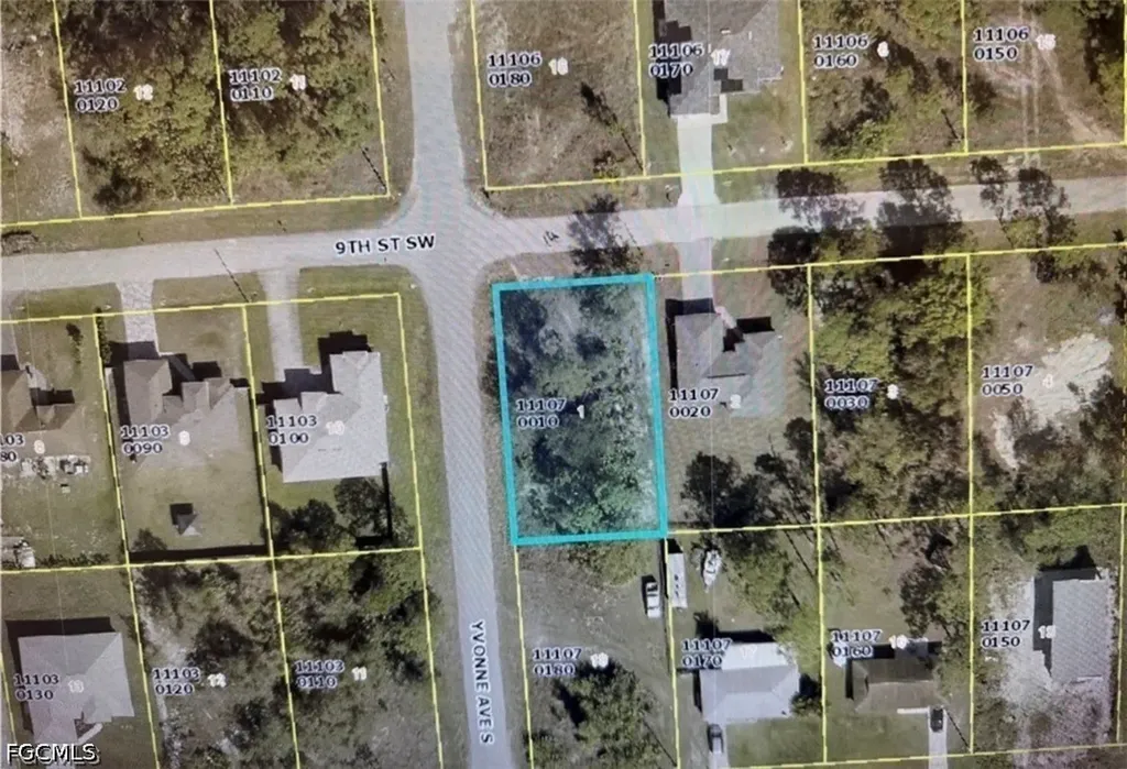 3717 9th Street SW Lehigh Acres FL 33976