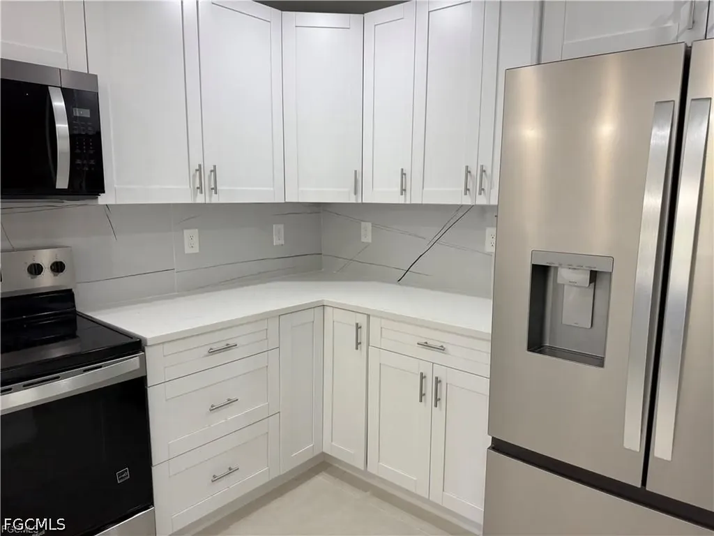 405-407 Chalet Avenue S Lehigh Acres FL 33974