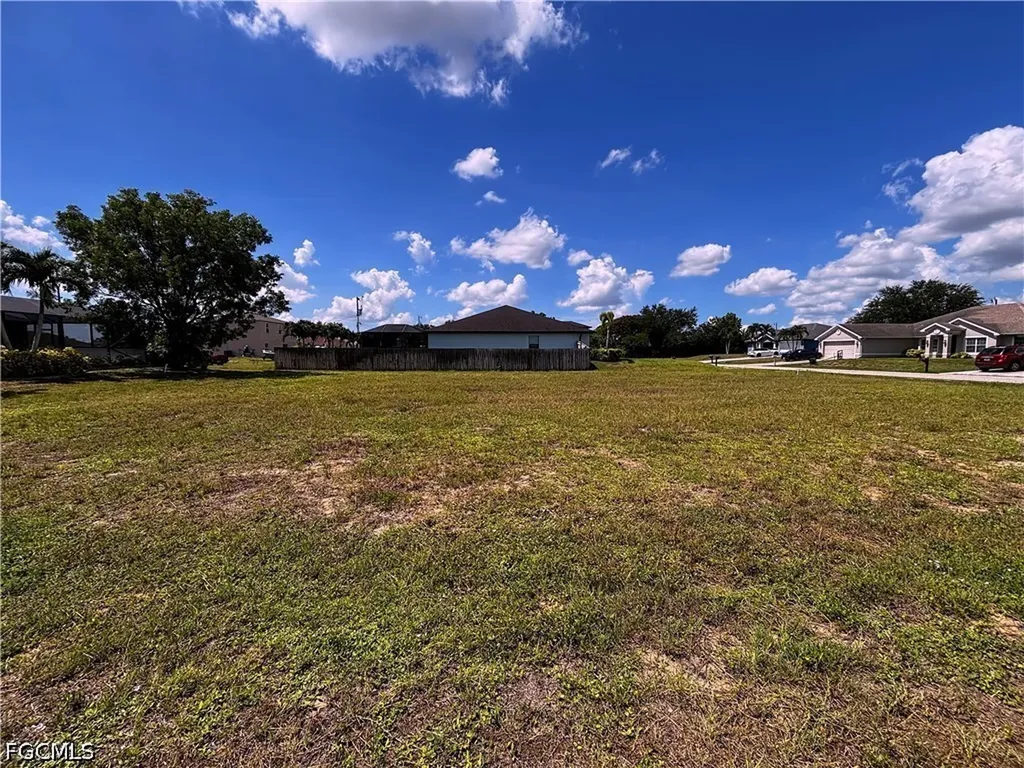 2219 NE 17th Avenue Cape Coral FL 33909