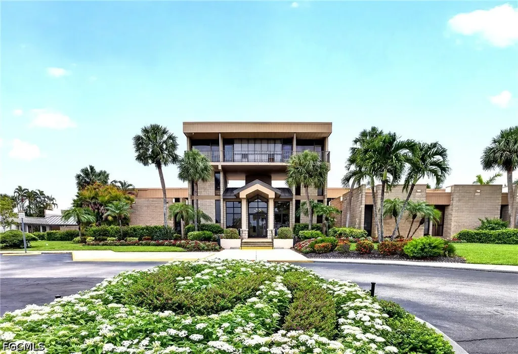 1990 Leisure Drive Fort Myers FL 33907