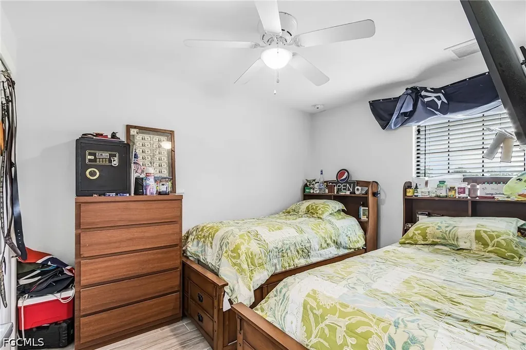 4176 NW 39th Place Cape Coral FL 33993