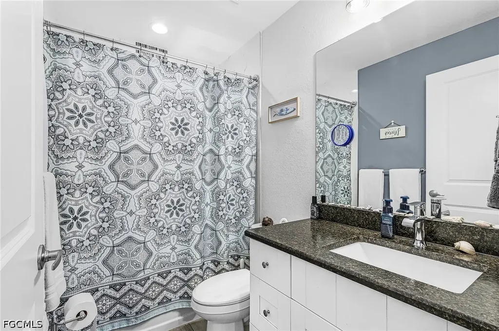 4176 NW 39th Place Cape Coral FL 33993