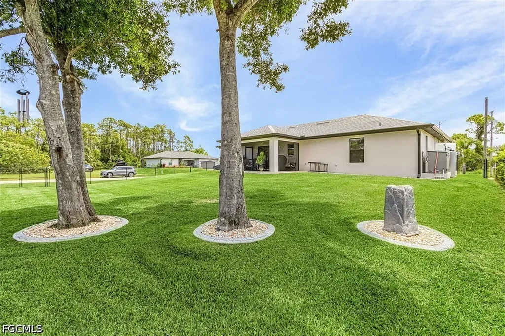 4176 NW 39th Place Cape Coral FL 33993
