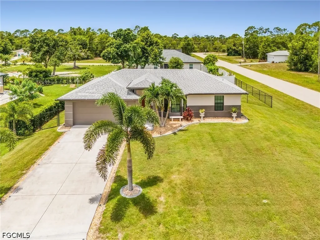 4176 NW 39th Place Cape Coral FL 33993