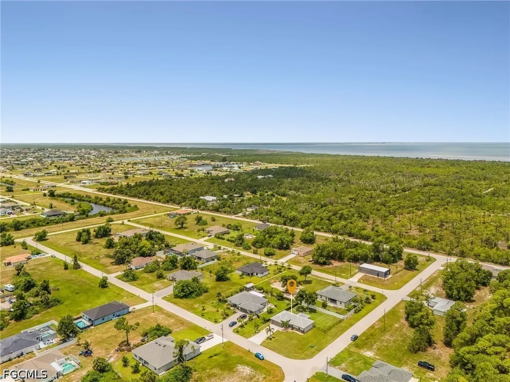 4176 NW 39th Place Cape Coral FL 33993