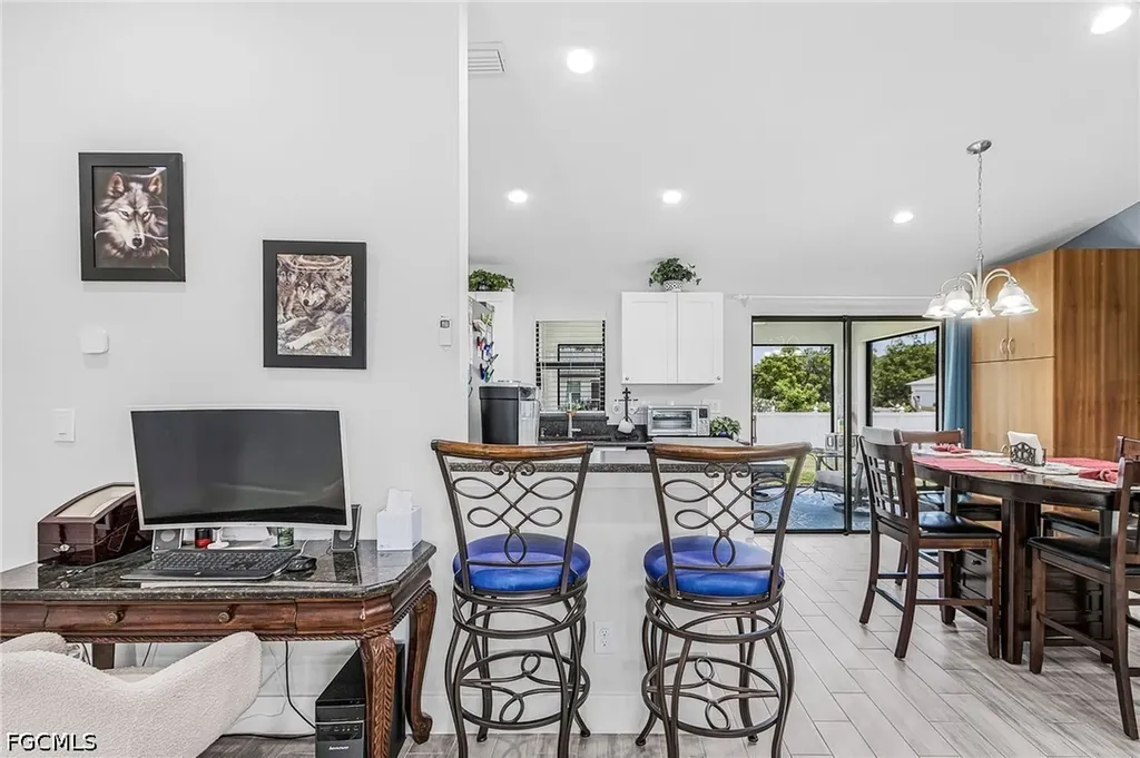 4176 NW 39th Place Cape Coral FL 33993