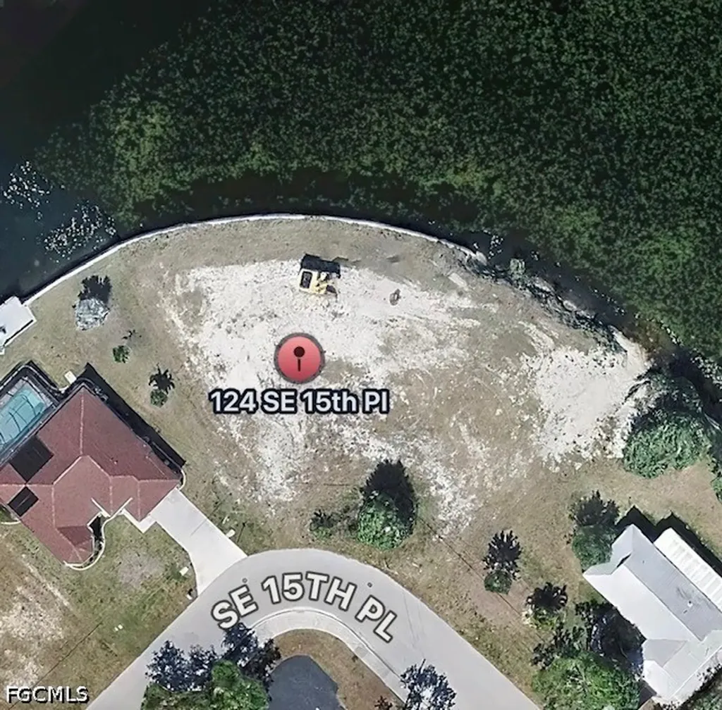 Cape Coral FL, 124 SE 15th Place