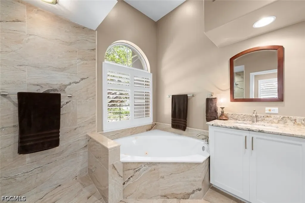 710 Birdie View Point Sanibel FL 33957