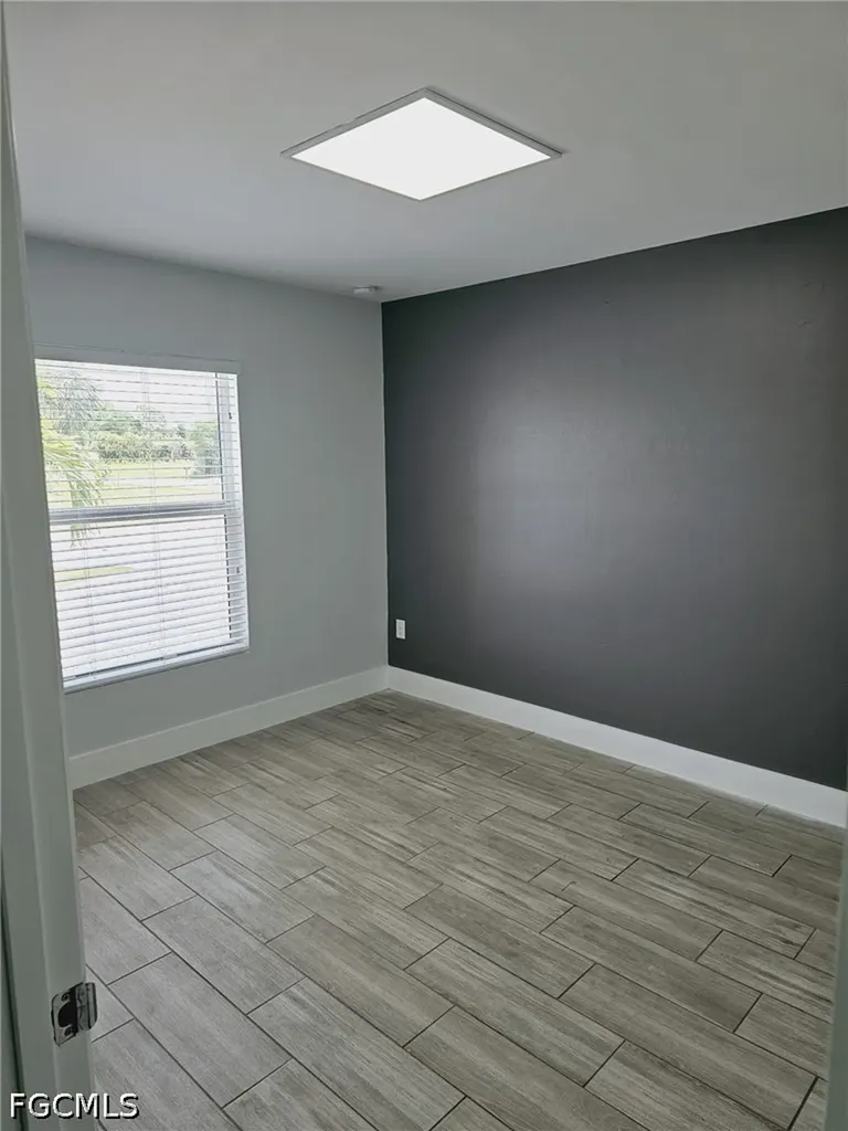 606 SW 8th Place Cape Coral FL 33991