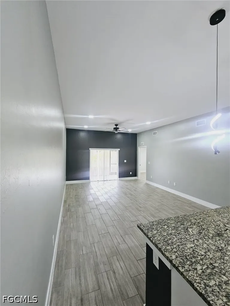 606 SW 8th Place Cape Coral FL 33991
